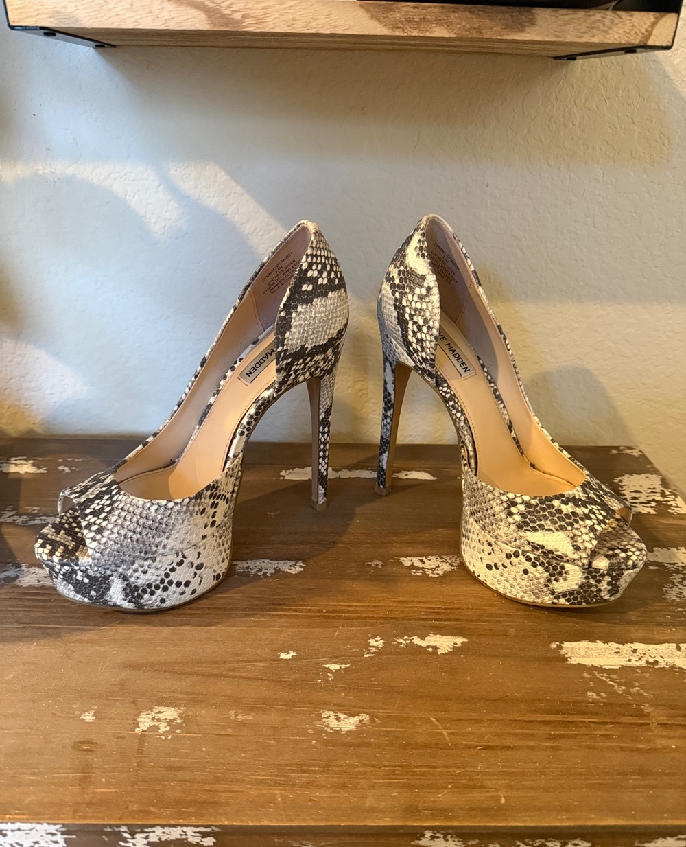 Steve Madden Dynamic Snakeskin Platform Peep Toe Heels 8.5 Y2K